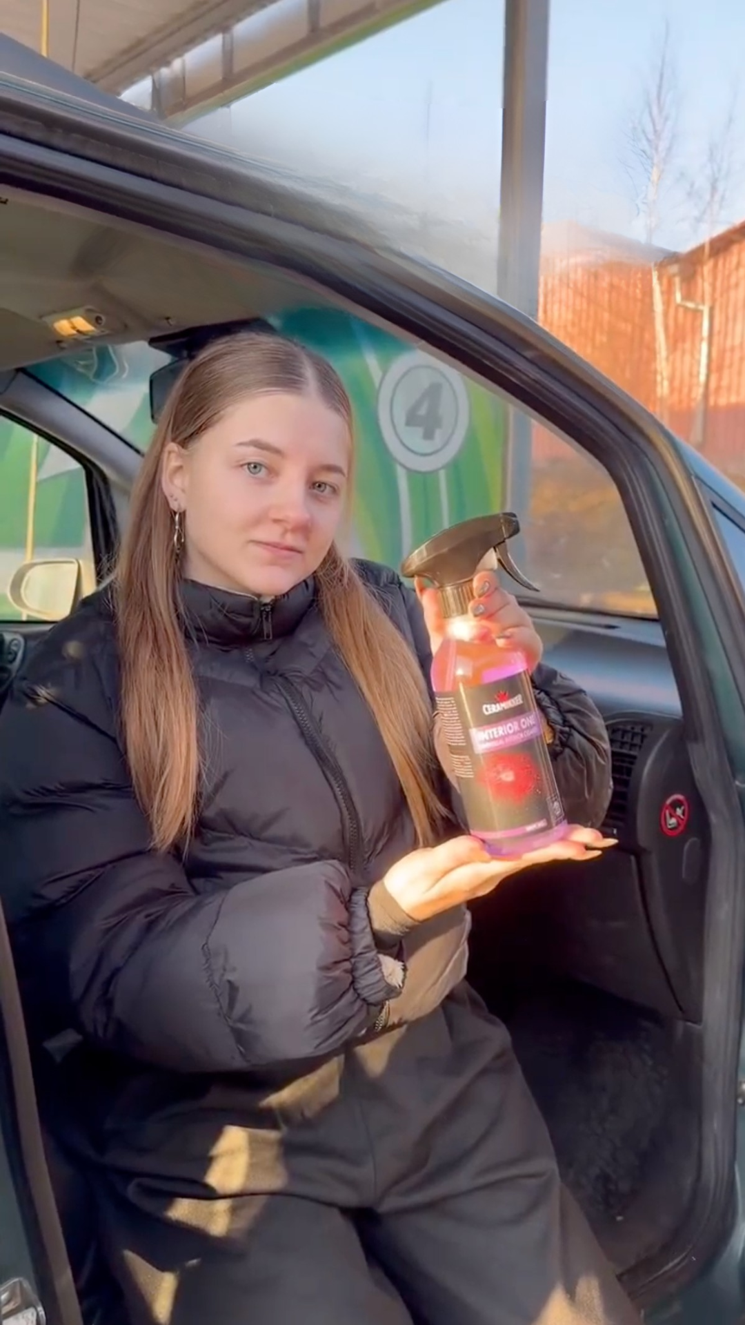 Ceramikkker_Interior_One_Mikrotworca_barterowy_Sandra_Osyra